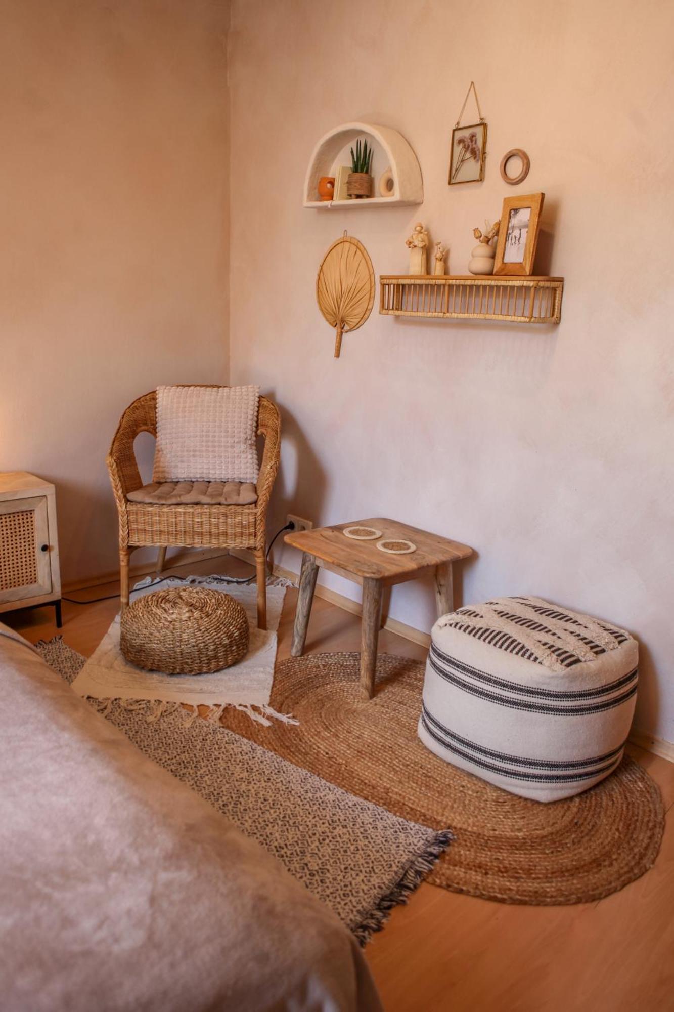 Cozy Apartment In The Heart Of The Historic City Bratislava Exterior foto